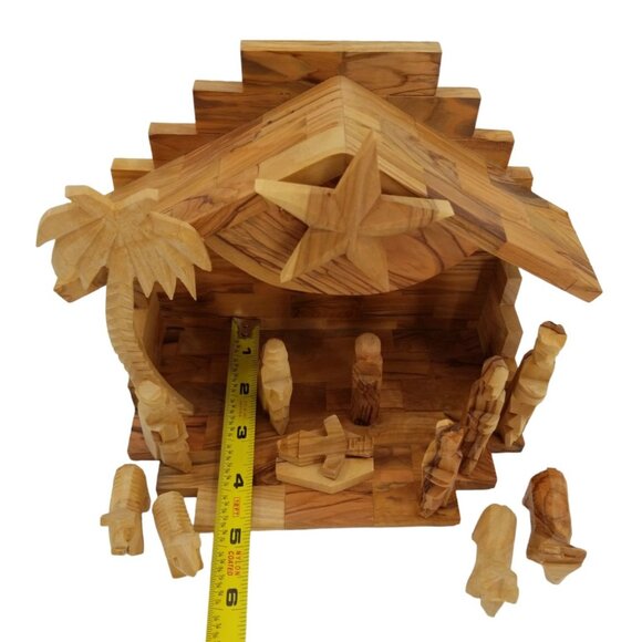 Nativity set Music Box of Carved Bethlehem Olive Wood National Geographic Origin - Picture 7 of 16